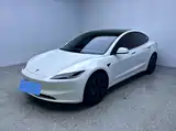 Фото 1 - Tesla Model 3