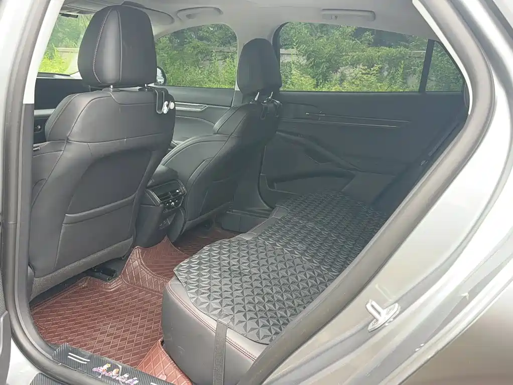 Ford Mondeo 2024 2023 EcoBoost 245 Luxury