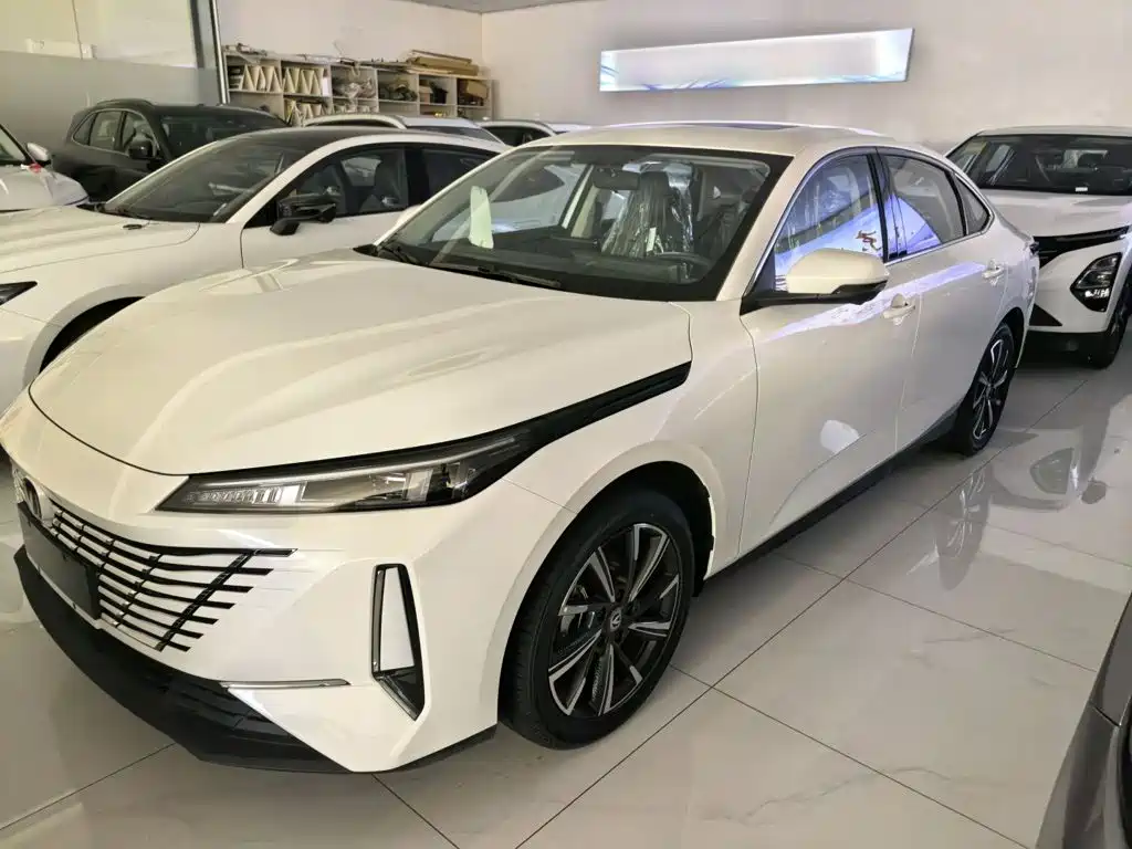 Changan Eado 2026 2025 Blue Whale 1.5T 500Bar Premium