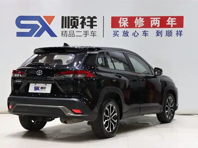 Toyota Frontlander 2023 2.0L CVT Luxury Edition — фото 5
