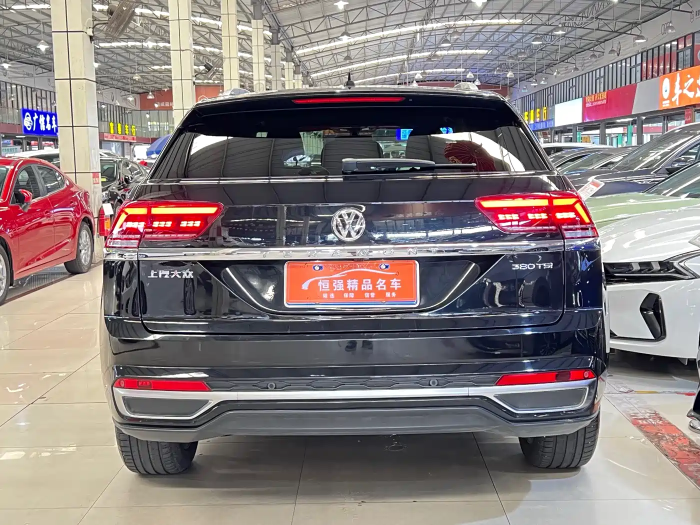 Volkswagen Teramont 2020 Teramont X 380TSI 4WD Premium Luxury фото 5