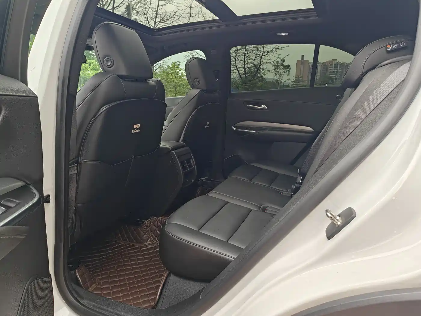 CADILLAC XT4