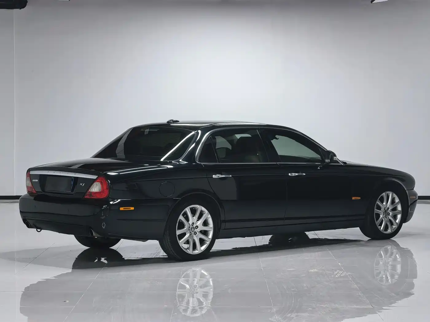 Jaguar XJ 2009 2007 Model XJ6L 3.0 Royal Long Wheelbase