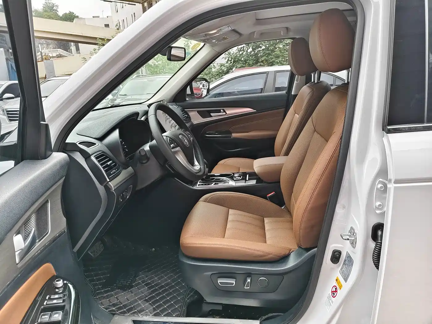 Changan CS95 2017 2017 2.0T AWD Zhijin Edition