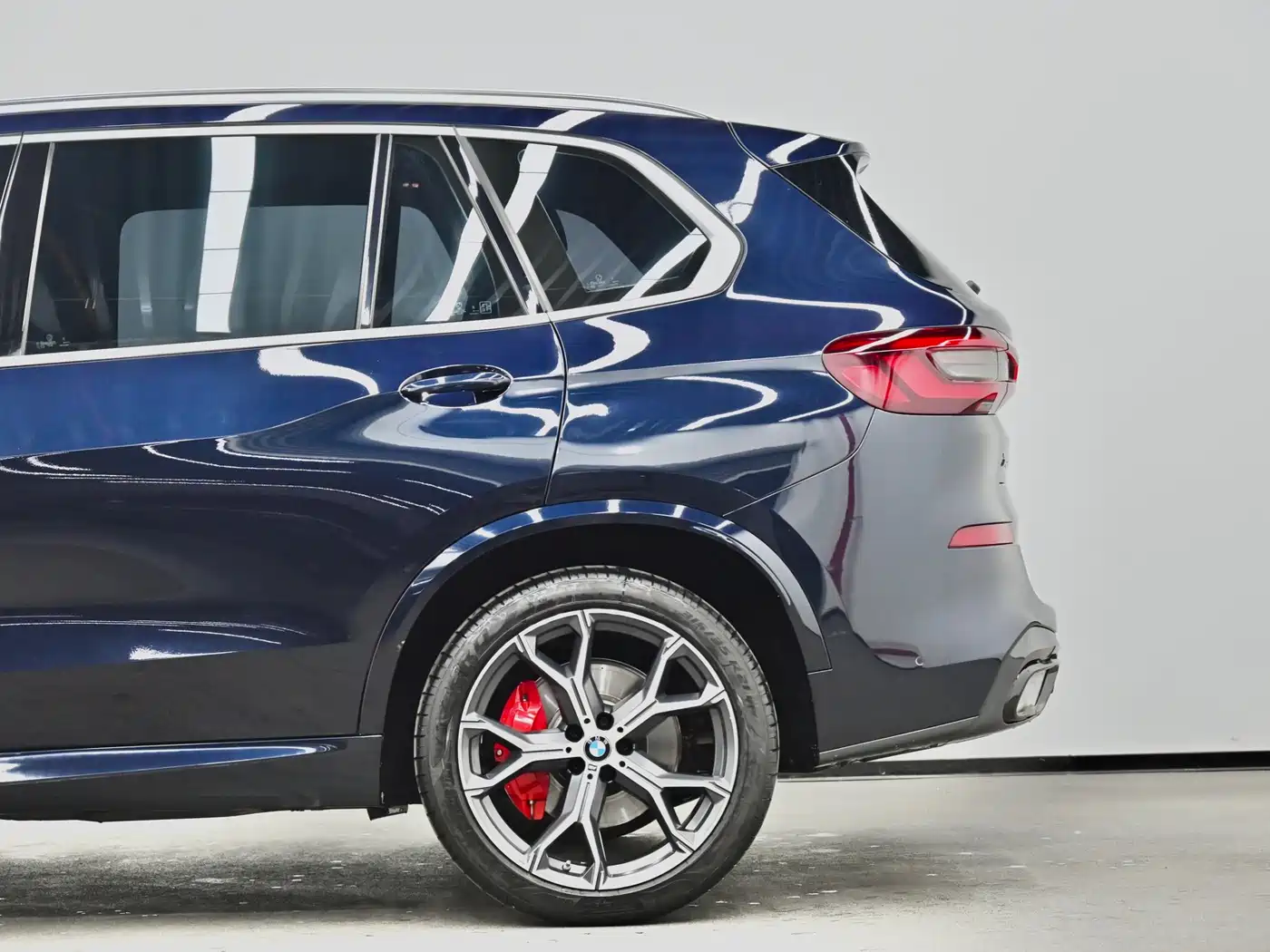 BMW X5 2022 Facelift xDrive 40Li M Sport Package фото 24