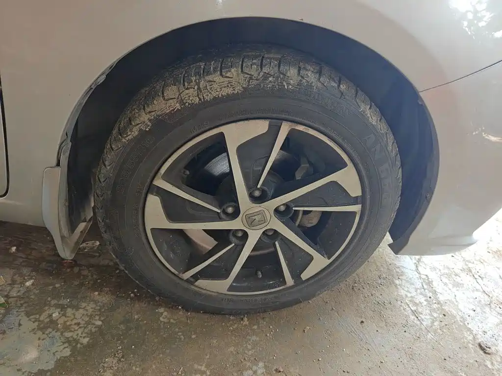 Zotye Z300 2015 2014 New Horizon 1.5L Manual Premium