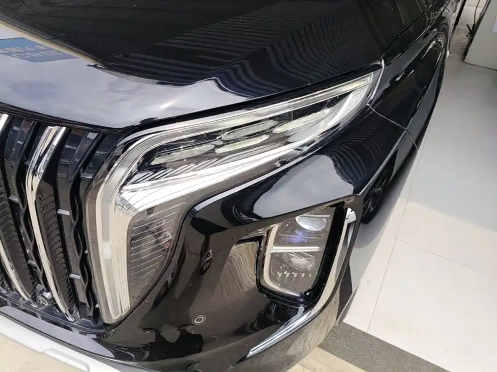 Hongqi HS7 PHEV 2025 2024 2.0T PHEV 4WD Flagship Edition 6-seater
