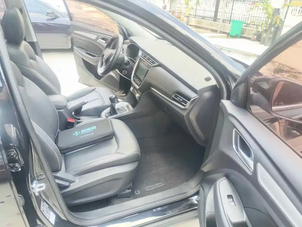 Roewe RX3 2019 2018 1.6L Manual Internet Smart Edition