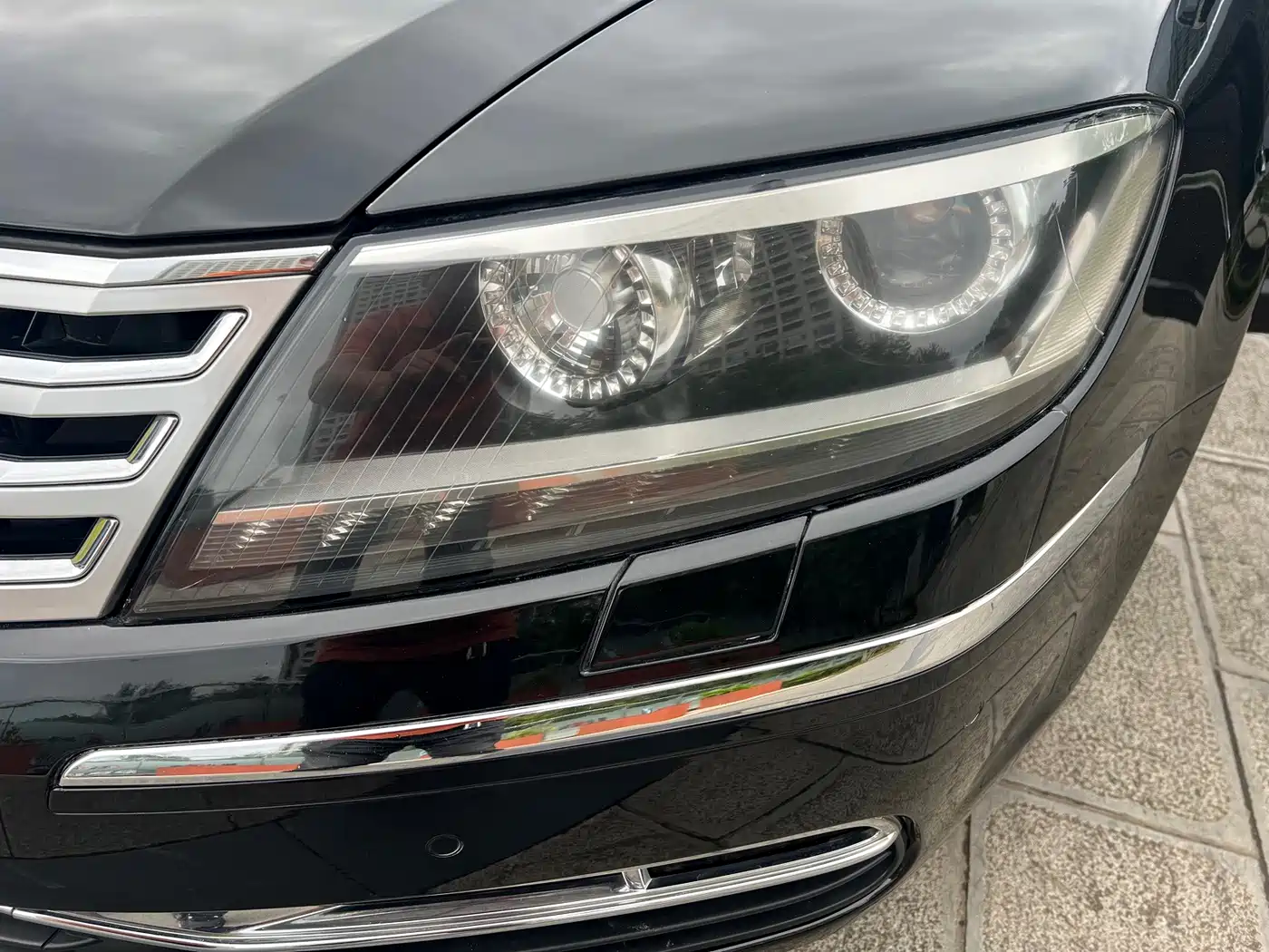 Volkswagen Phaeton 2011 2011 3.6L V6 5-Seater Extended Comfort