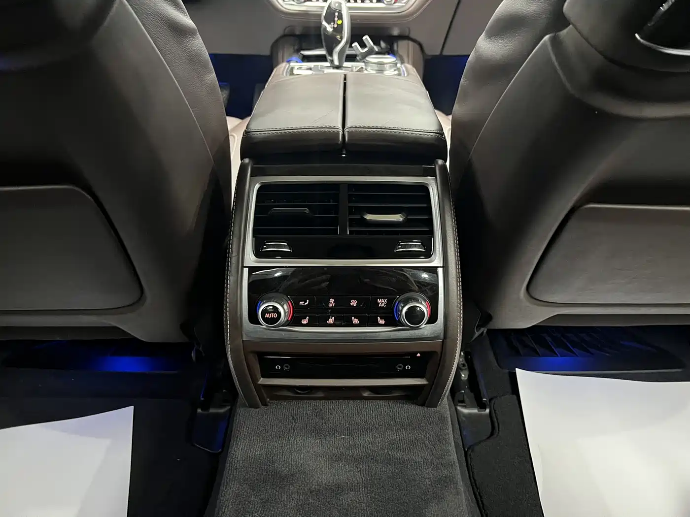 BMW 7 Series 2016 730Li Luxury фото 12