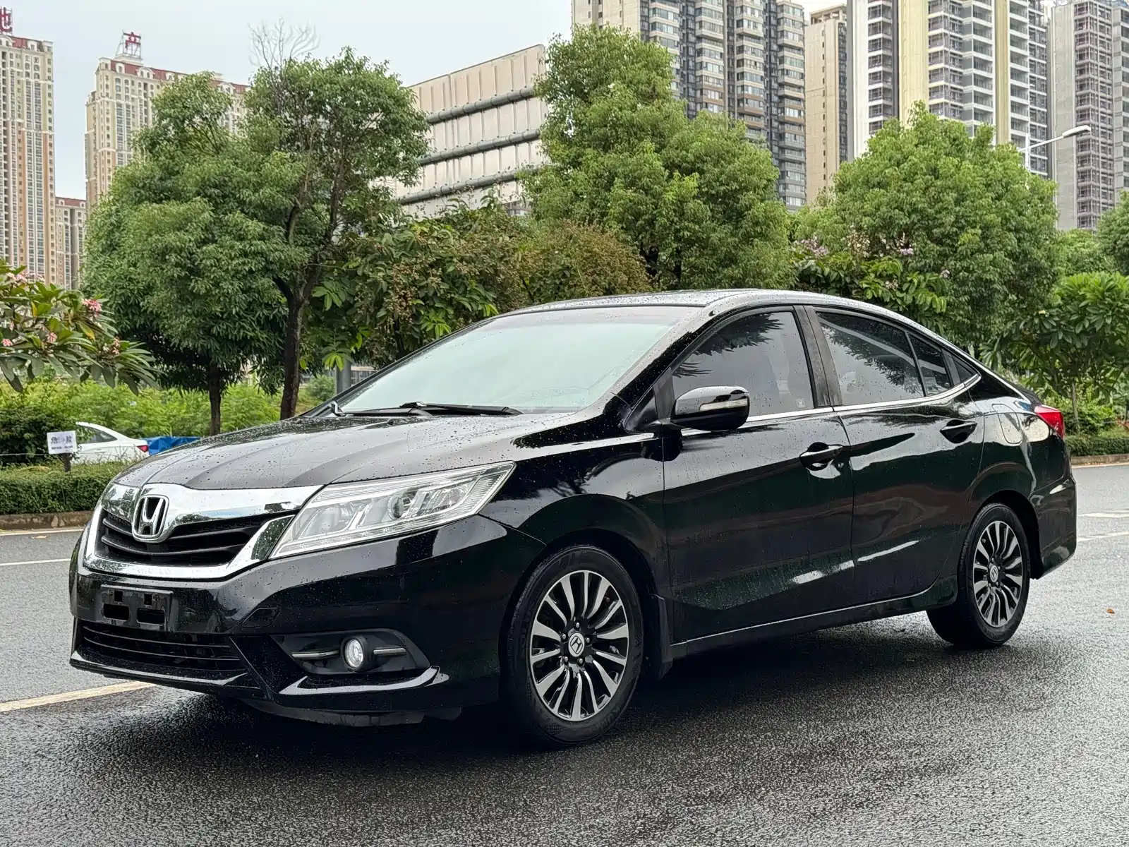 صورة 1 - Honda Crider