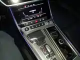 Photo 14 - Audi A6L