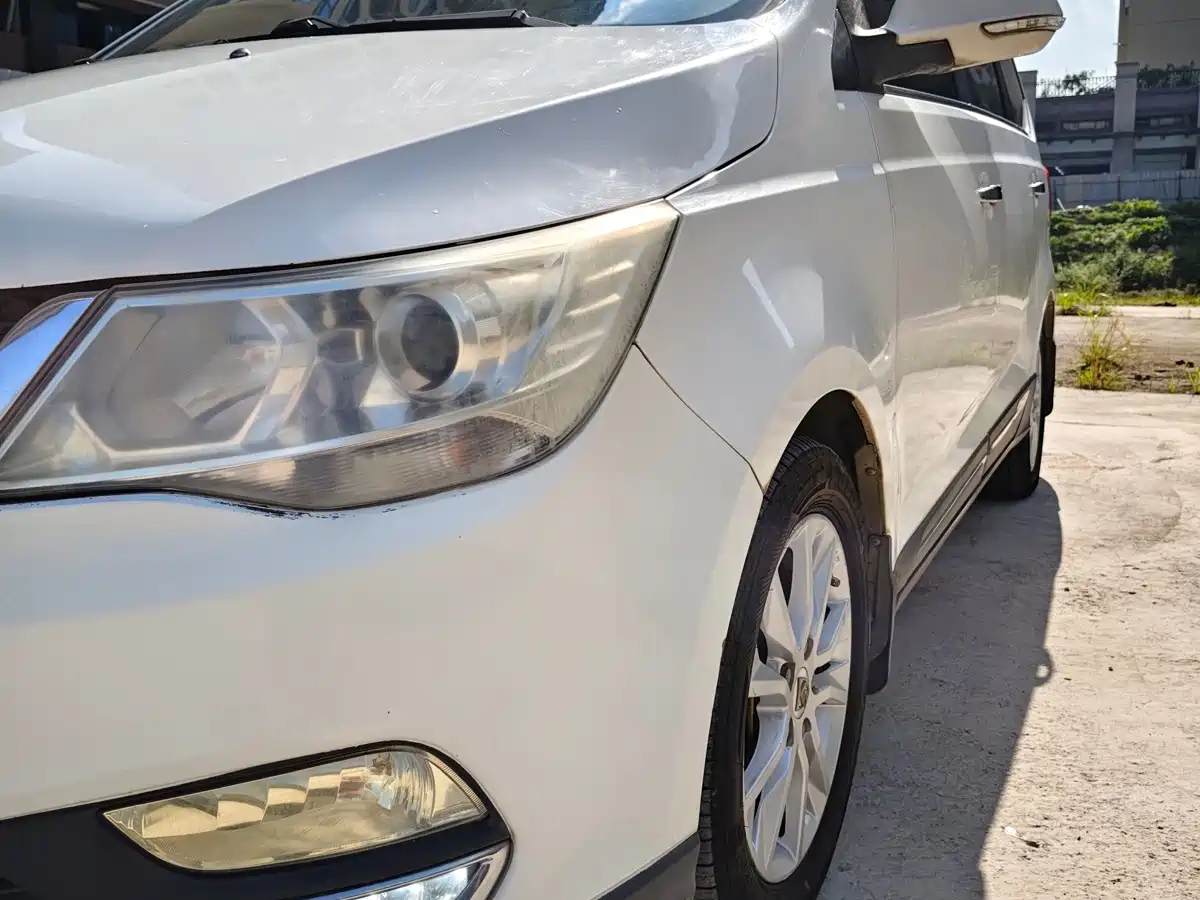 Baojun 730 2015 2016 1.5L Manual Luxury 7-seater