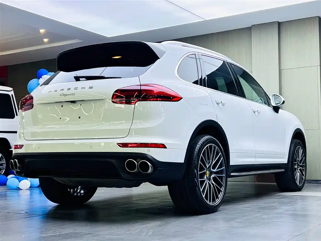 Porsche Cayenne 2016 Cayenne 3.0T фото 4