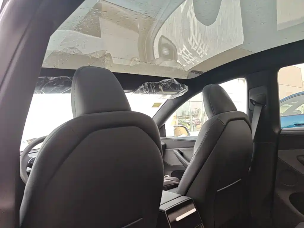 Фото 18 - Tesla Model Y