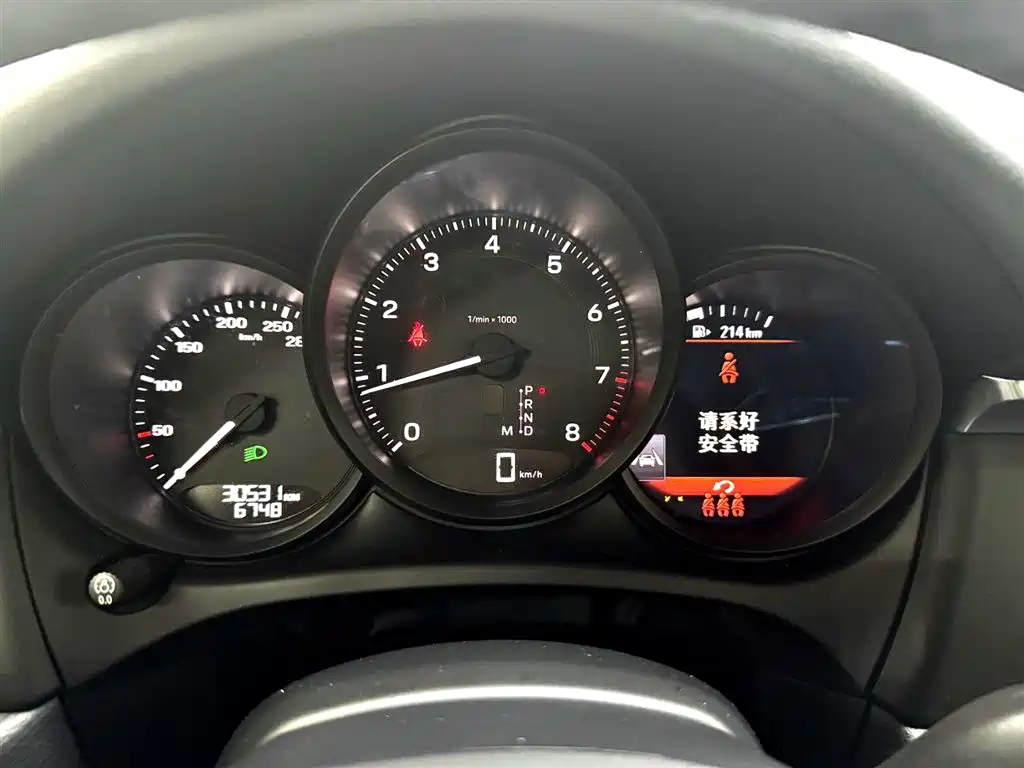 Porsche Macan 2023 Macan 2.0T фото 28