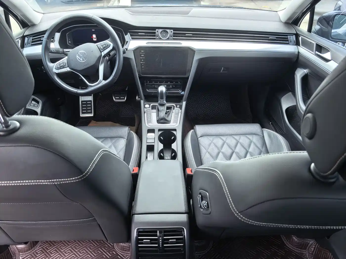 Volkswagen Magotan GTE Plug-in Hybrid 2022 GTE Luxury фото 7