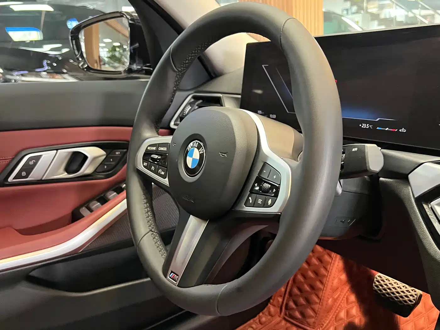 BMW 3 Series 2024 320Li M Sport Package фото 15
