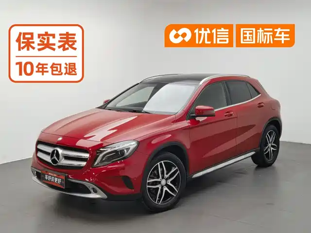 Mercedes-Benz GLA 2015 GLA 200 Fashion — фото 1