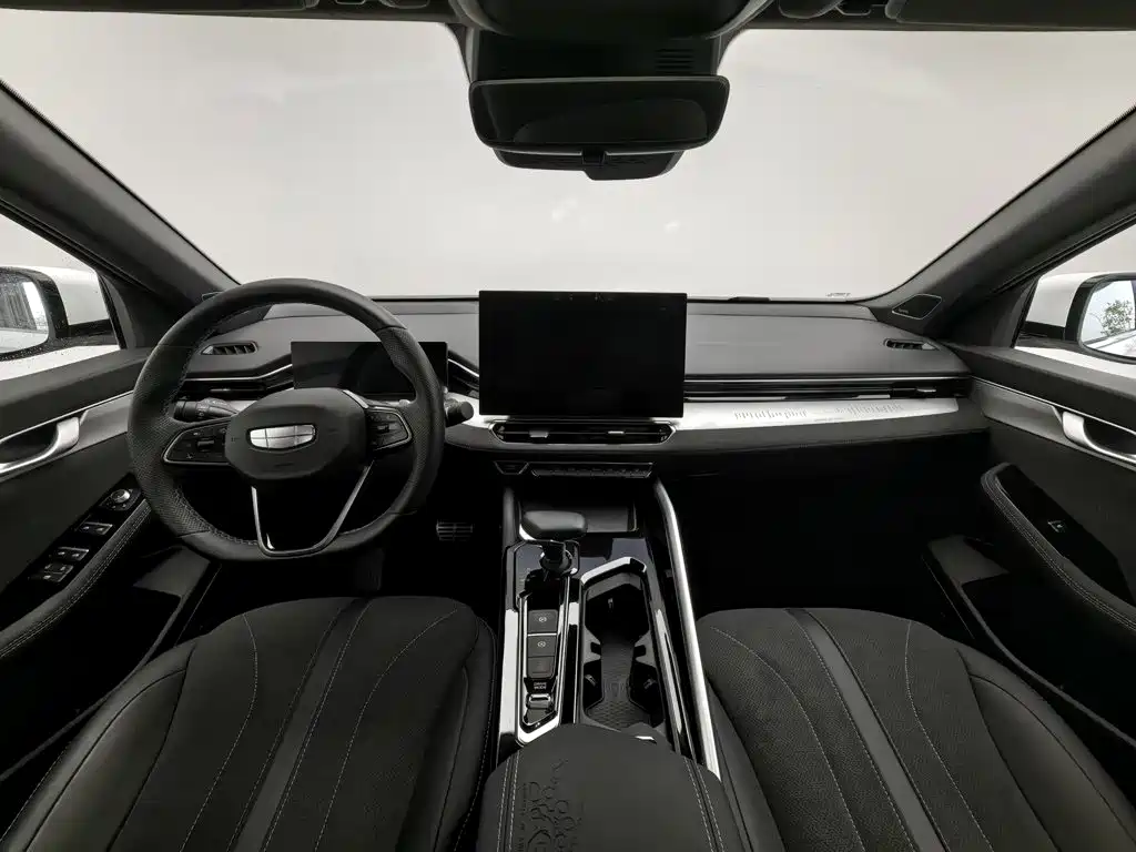 Фото 5 - Geely Preface