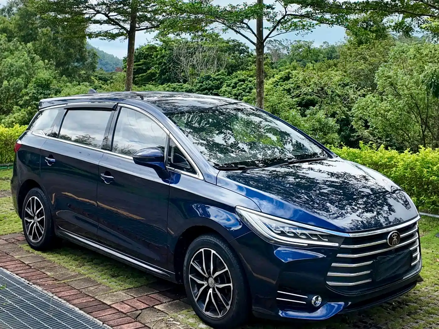 BYD Song MAX 2018 2017 1.5T Manual Smart Luxury 7-Seater