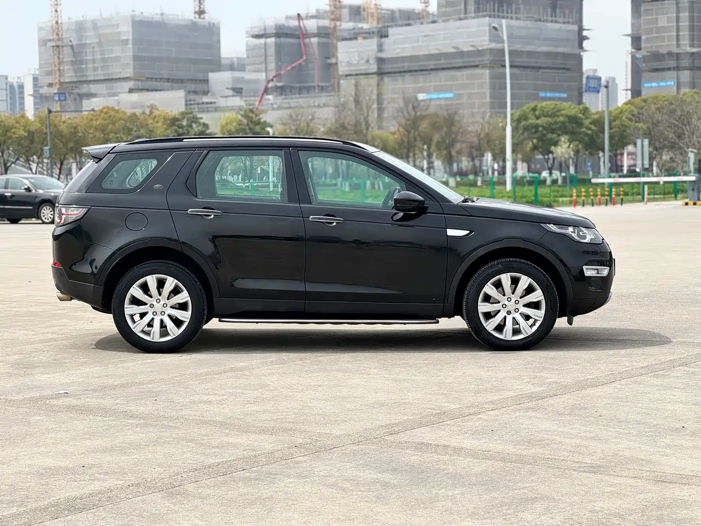 Land Rover Discovery Sport (Import) 2015 2015 2.0T HSE Luxury