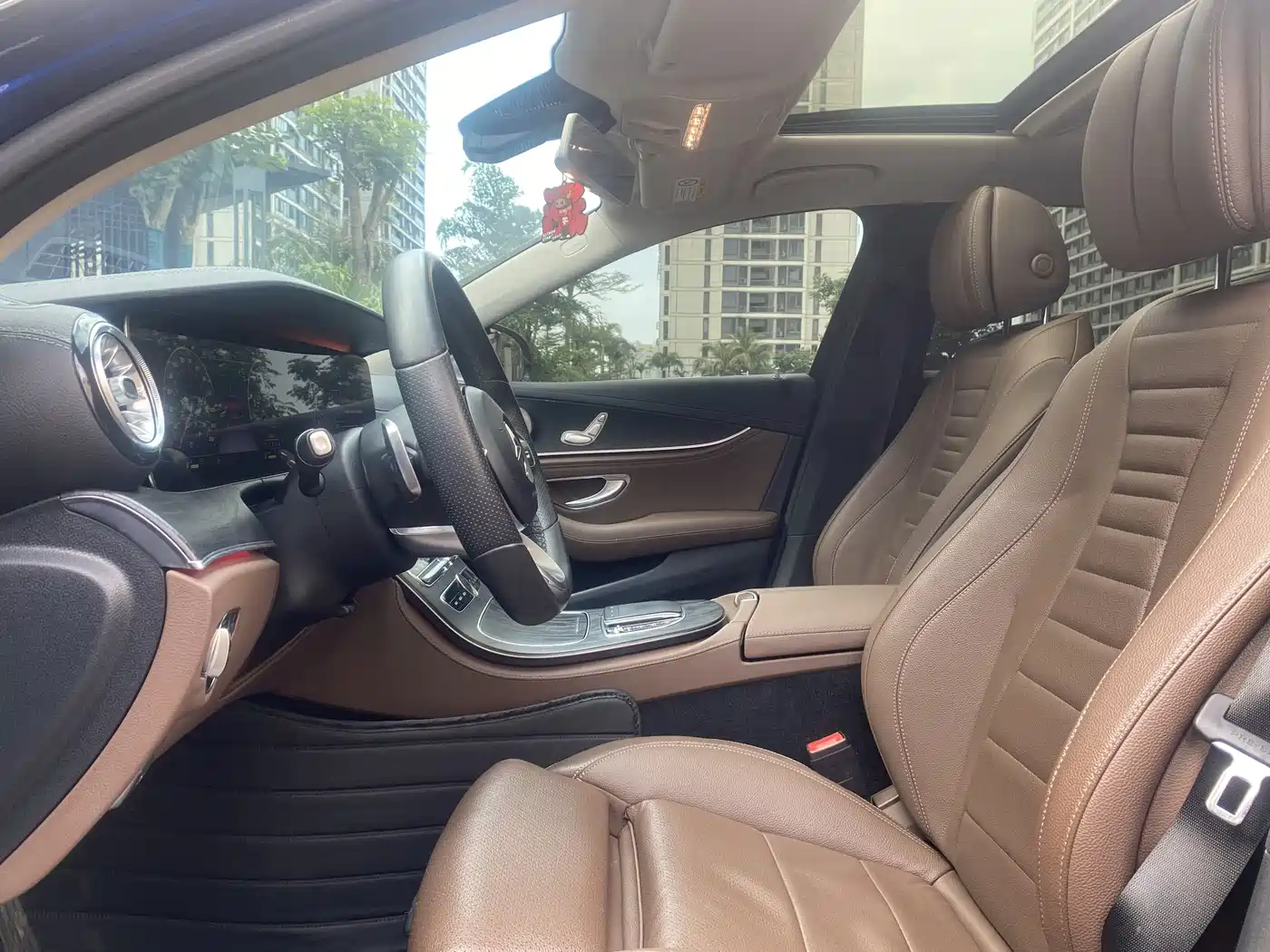 Mercedes-Benz E-Class 2019 E 260 L Sport фото 5