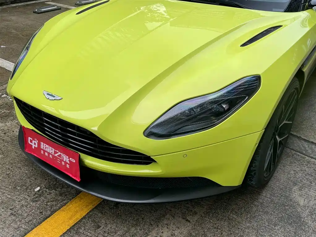 Aston Martin DB11 2019 2019 4.0T V8 Volante