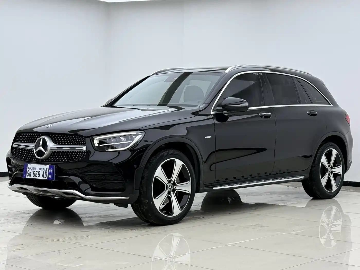 Mercedes-Benz GLC 2022 GLC 300 L 4MATIC Dynamic Collector's Edition