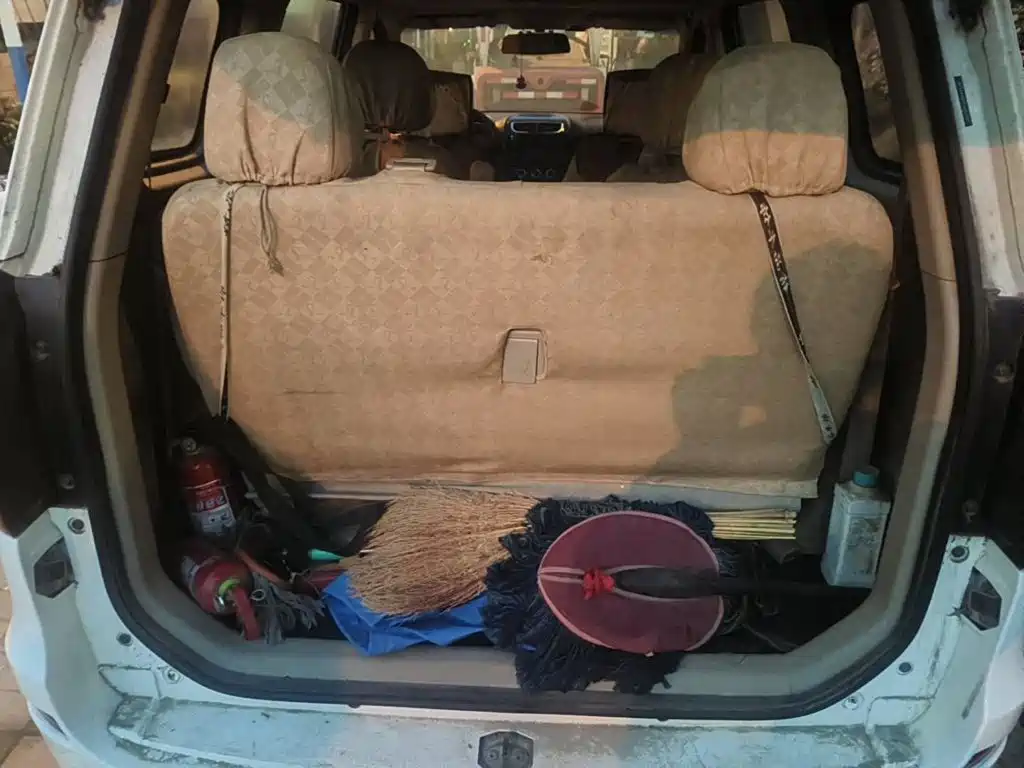 Jinbei Huachen Jinbei 750 2016 2015 1.5L Luxury