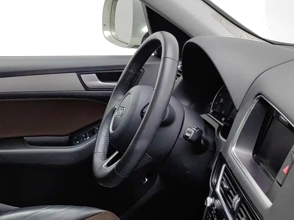 Photo 22 - Audi Q5