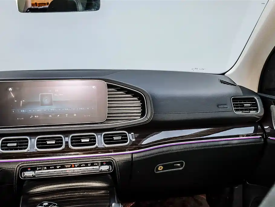 Mercedes-Benz GLS 2021 GLS 450 4MATIC Fashion фото 36