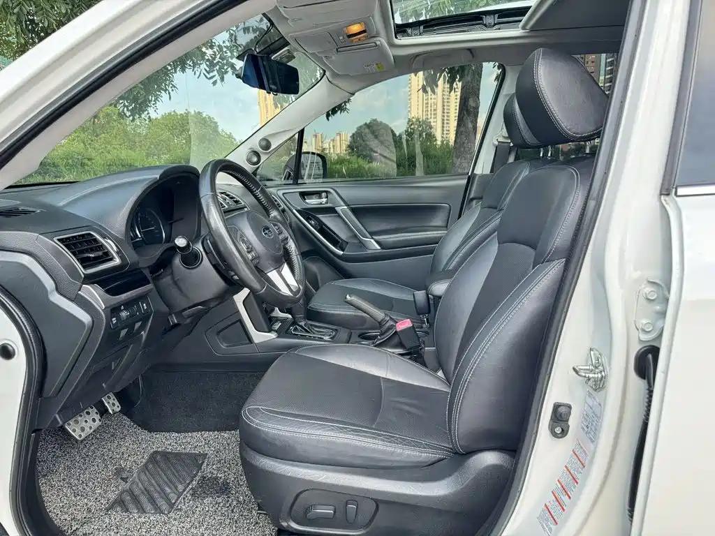Фото 9 - Subaru Forester
