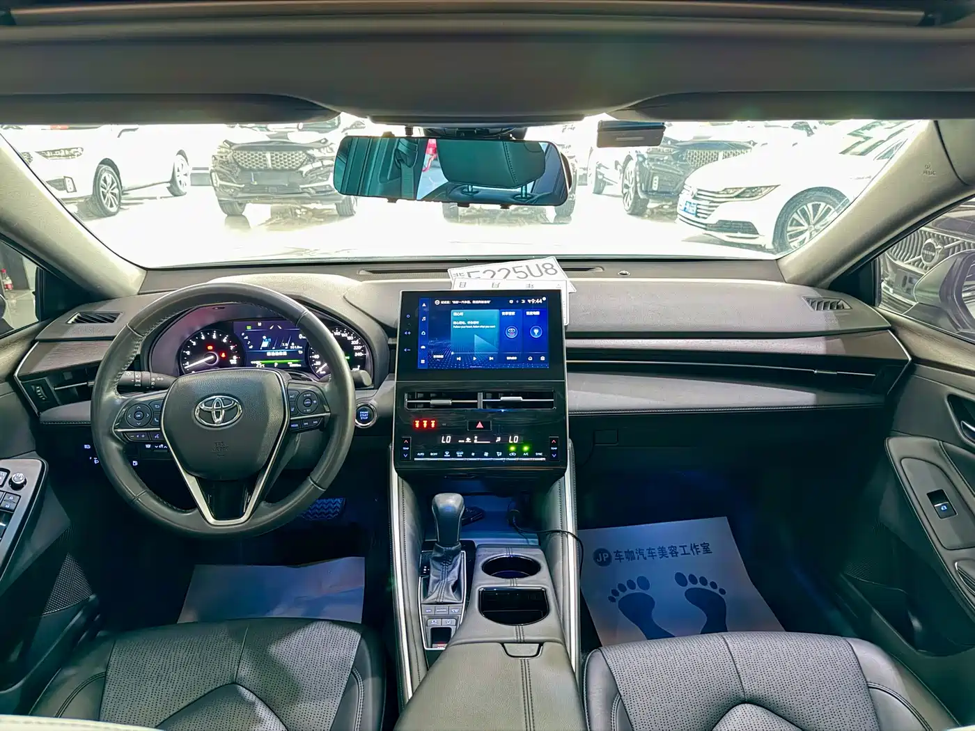 Toyota Avalon 2023 2.5L Luxury Edition фото 6