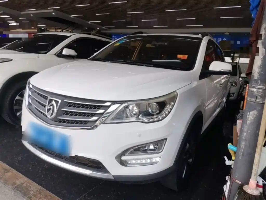 Baojun 560 2017 2016 1.8L iAMT Luxury