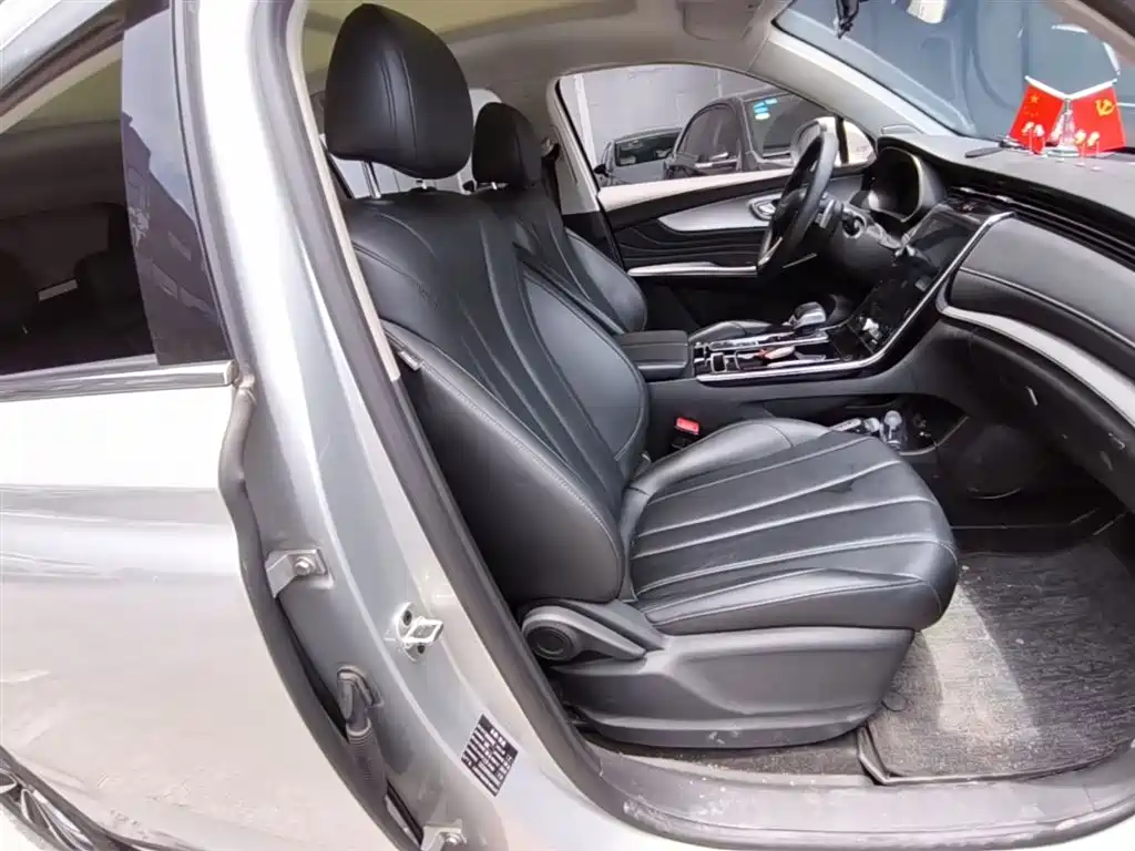 Roewe RX5 MAX 2020 2019 300TGI Automatic 4G Connected Luxury Edition