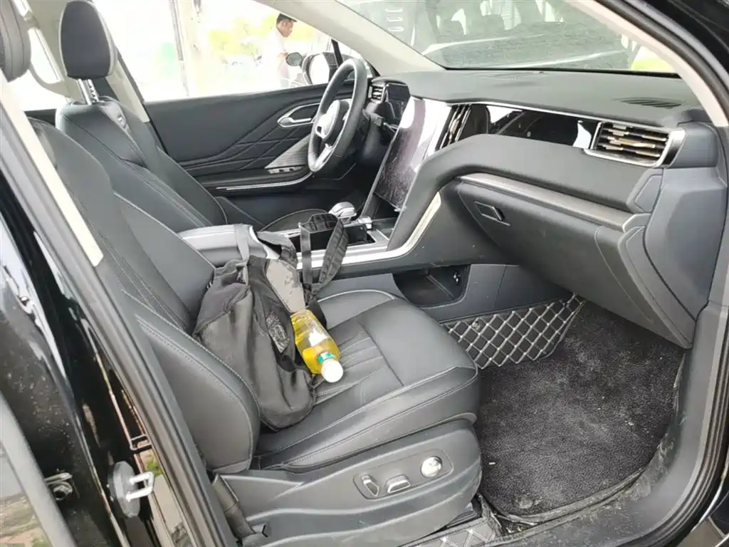 Hongqi HS7 PHEV 2024 2024 2.0T PHEV 4WD Flagship Edition 6-seater