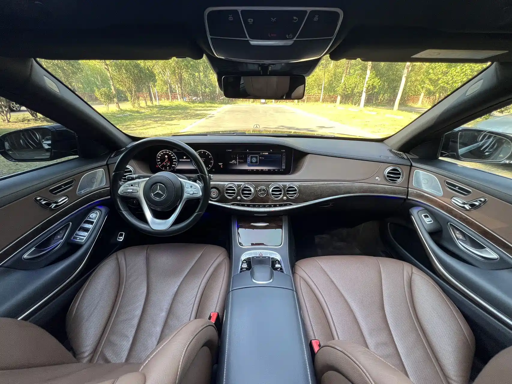 Фото 5 - Mercedes-Benz S-Class