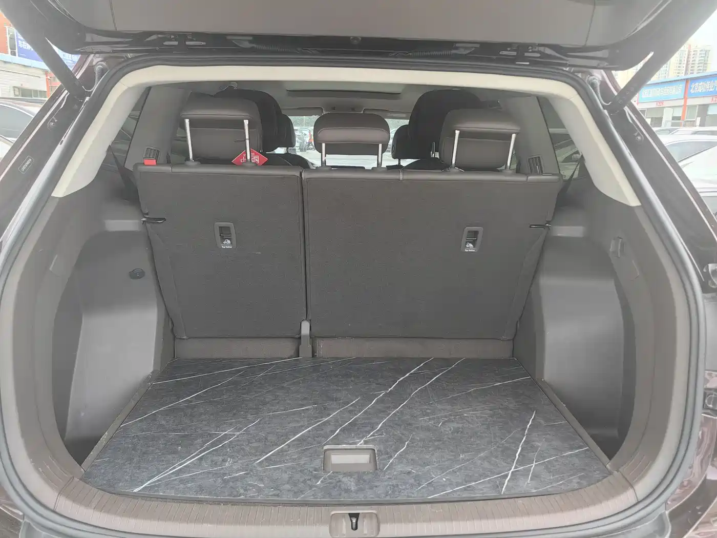 Volkswagen Viloran 2022 380TSI Premium Edition фото 10
