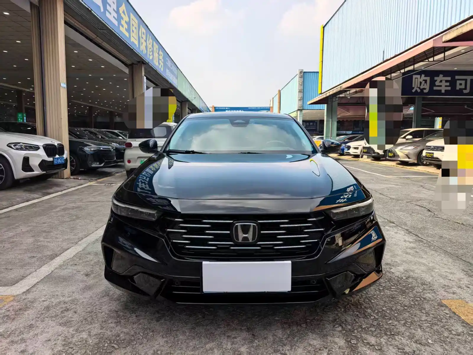 Фото 2 - Honda Accord