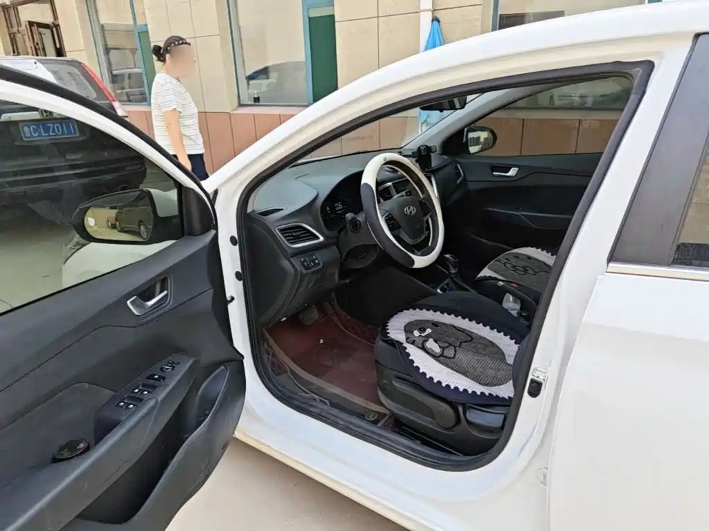 Hyundai Verna 2021 2020 1.4L CVT GLS Cool Edition