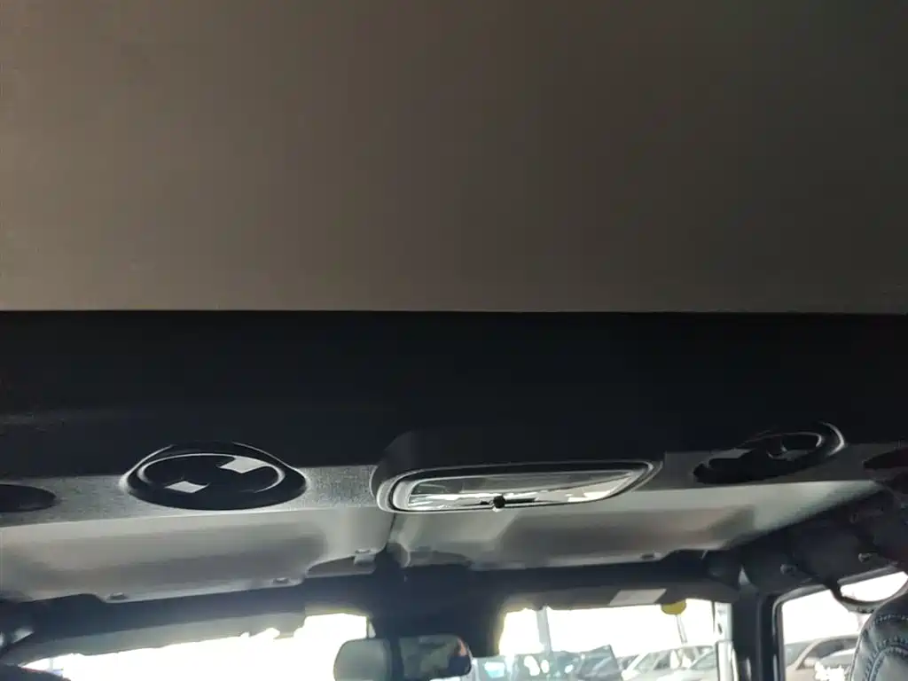 BAIC ORV Beijing Offroad BJ40 2019 PLUS 2.3T Automatic 4WD Flagship Edition China VI фото 18