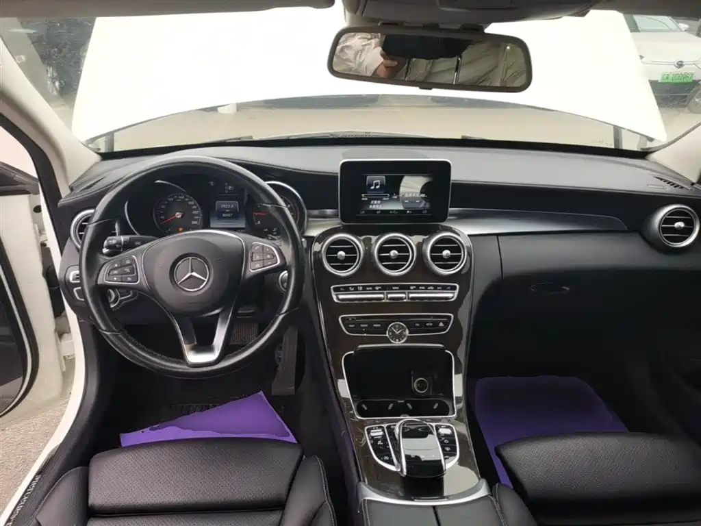 Mercedes-Benz C-Class 2016 2015 C 200 L 4MATIC