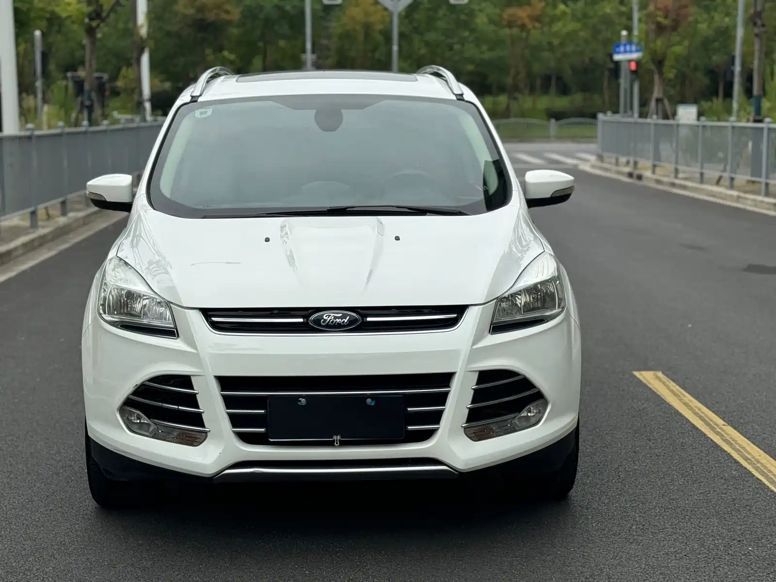 Photo 2 - Ford Kuga