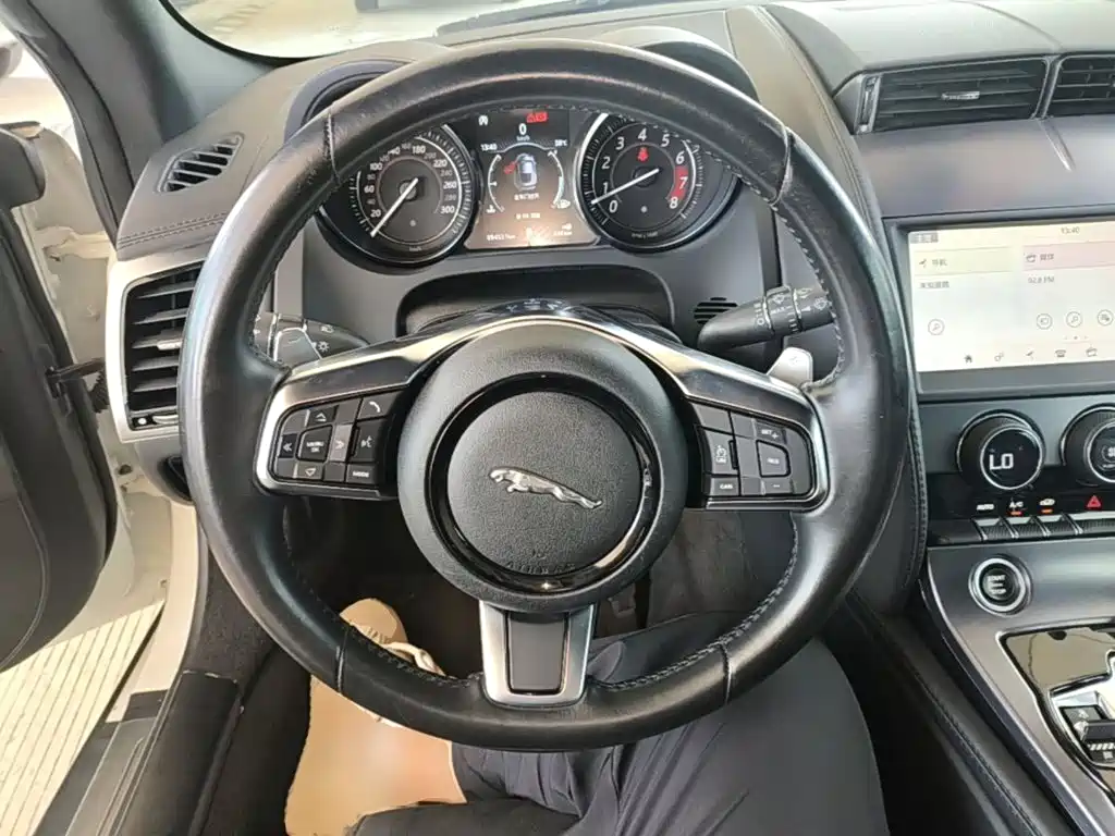Jaguar F-TYPE 2019 2019 2.0T Coupe