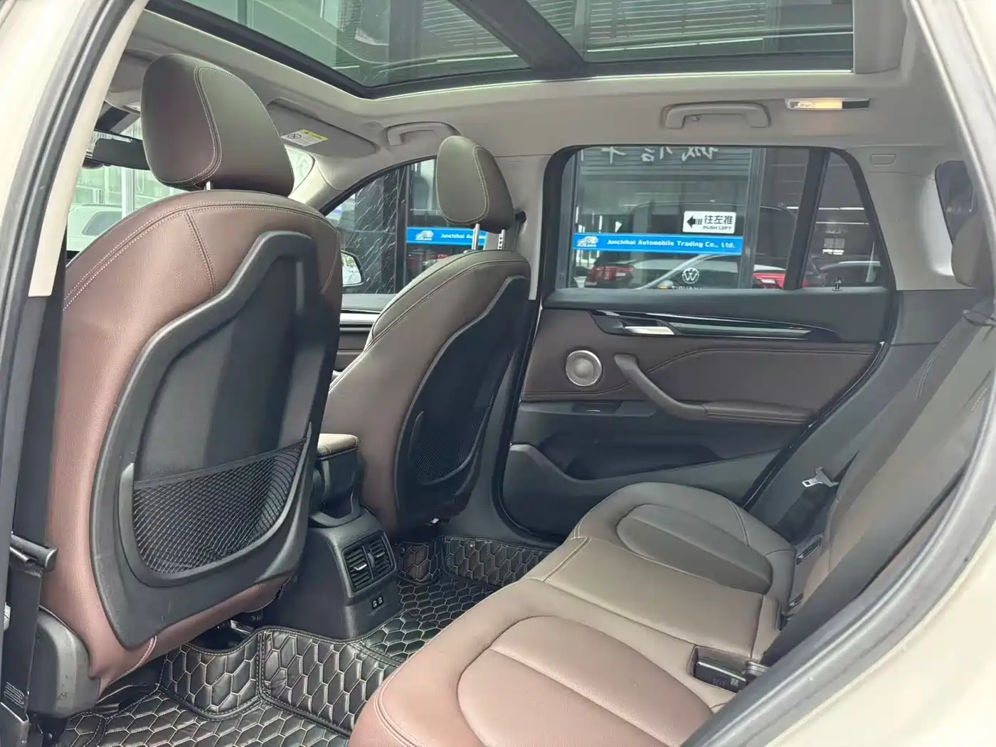BMW X1 2022 sDrive20Li Premium фото 6