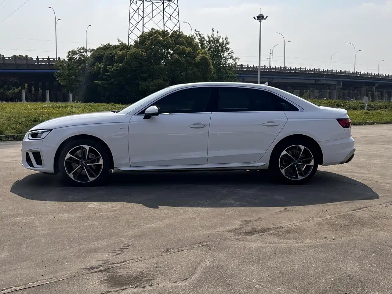 Audi A4L 2023 40 TFSI Fashion Elegance фото 10