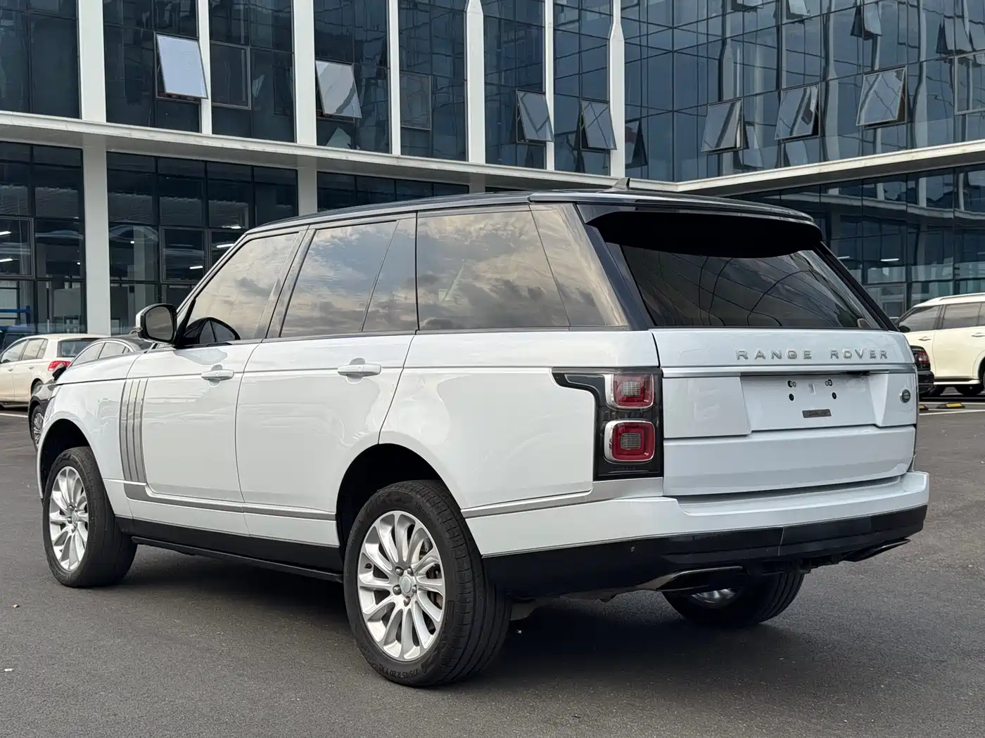Land Rover Range Rover 2017 3.0 SC V6 Vogue фото 6