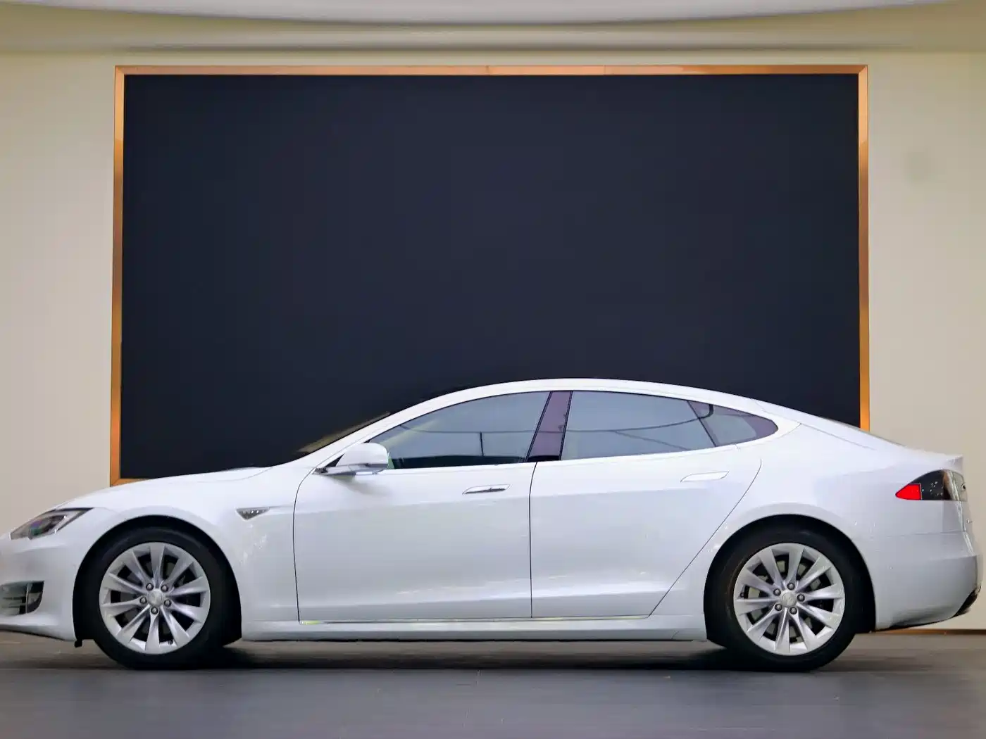 Tesla Model S 2016 2016 Model S 90D