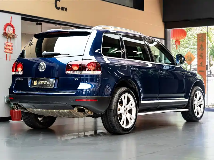 Volkswagen Touareg 2010 3.6 Limited Luxury Edition фото 4